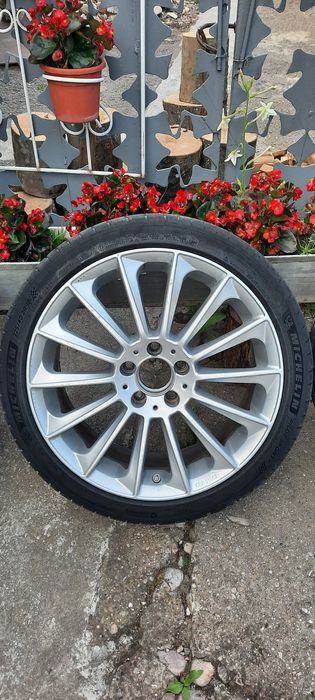 Jante Mercedes R18