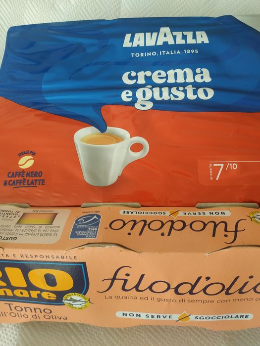 Vând pachet produse(balsam și cafea).