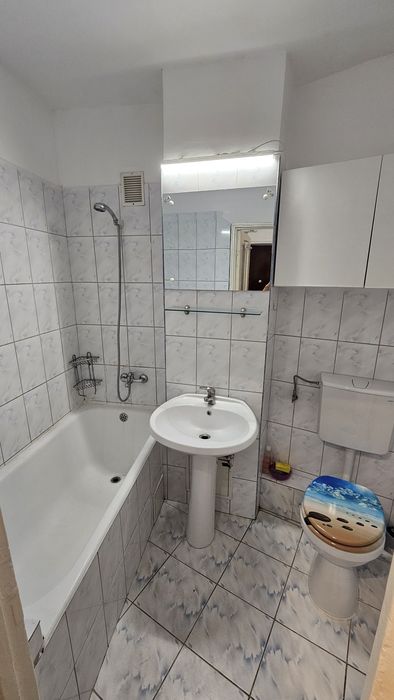 Inchiriez garsoniera vis-a-vis de McDonalds lângă Urban Plaza Particul