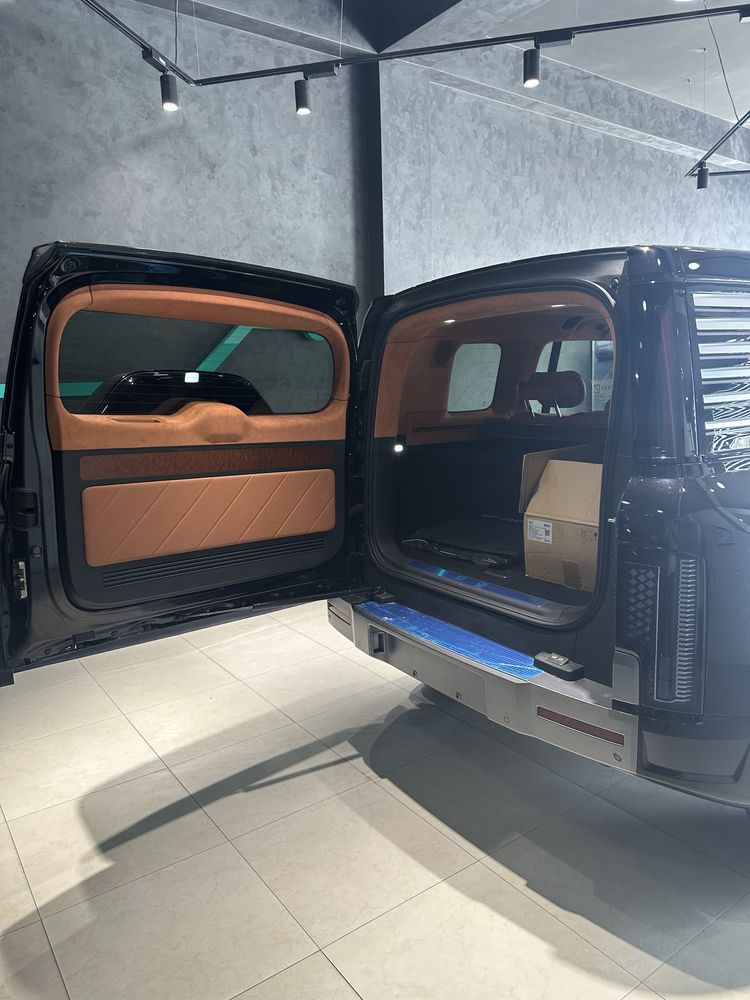 BYD Yang Wang U8 notariusga tayyor to’lov siz hohlagan usulda.