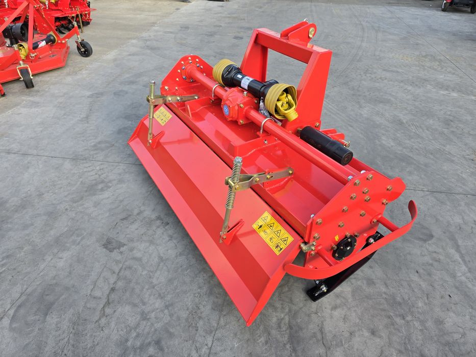 Freza de pământ agricola 1.6m Noua