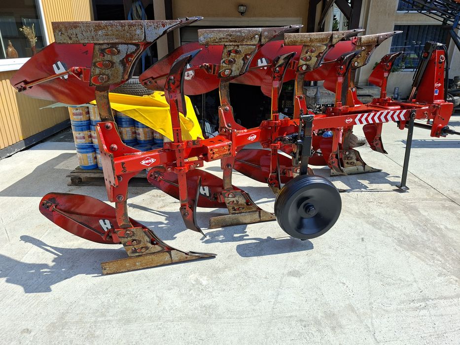 Plug reversibil 4 brazde Kuhn (Huard)