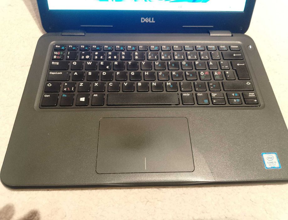Ultrabook Dell Latitude 3310, i3-8145U, 8gb ddr4, 128gb ssd M2,