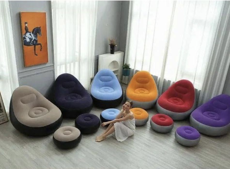 Надувной кресло с пуфикам