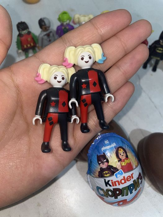 фигурки киндер DC playmobil