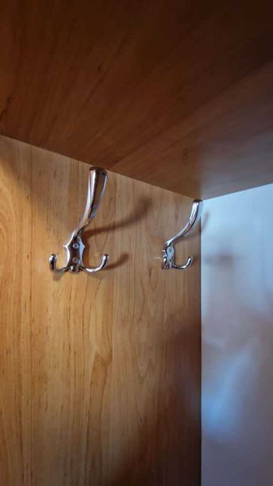 Детска спалня обзавеждане: легло, маса, шкафове, гардероб, столове