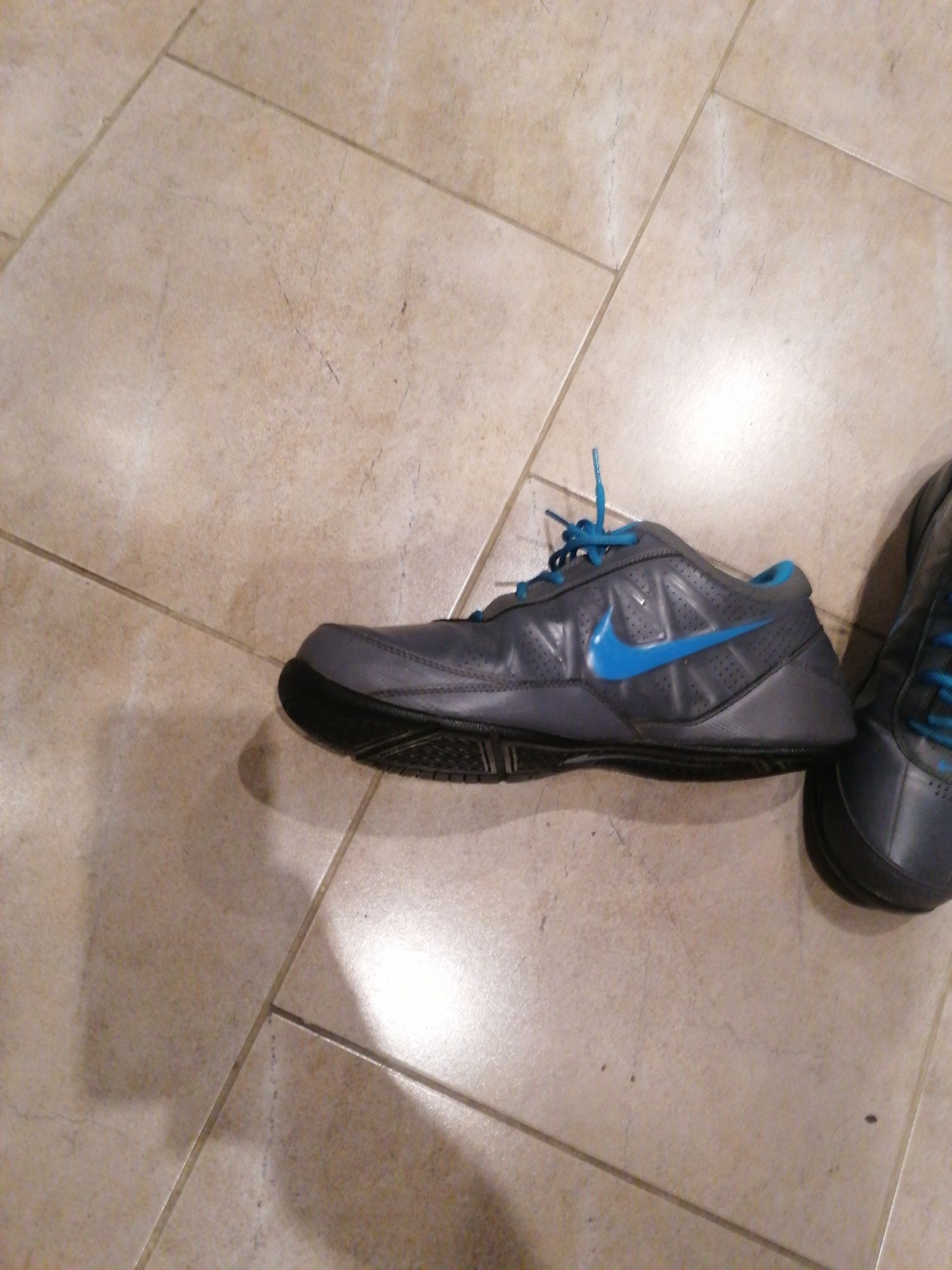 Баскетболни обувки Nike
