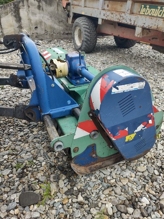 Freza resturi vegetale Khun ,Desvoys