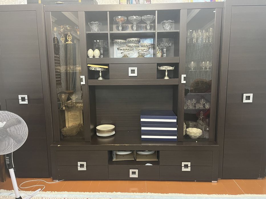 Стенка в зал