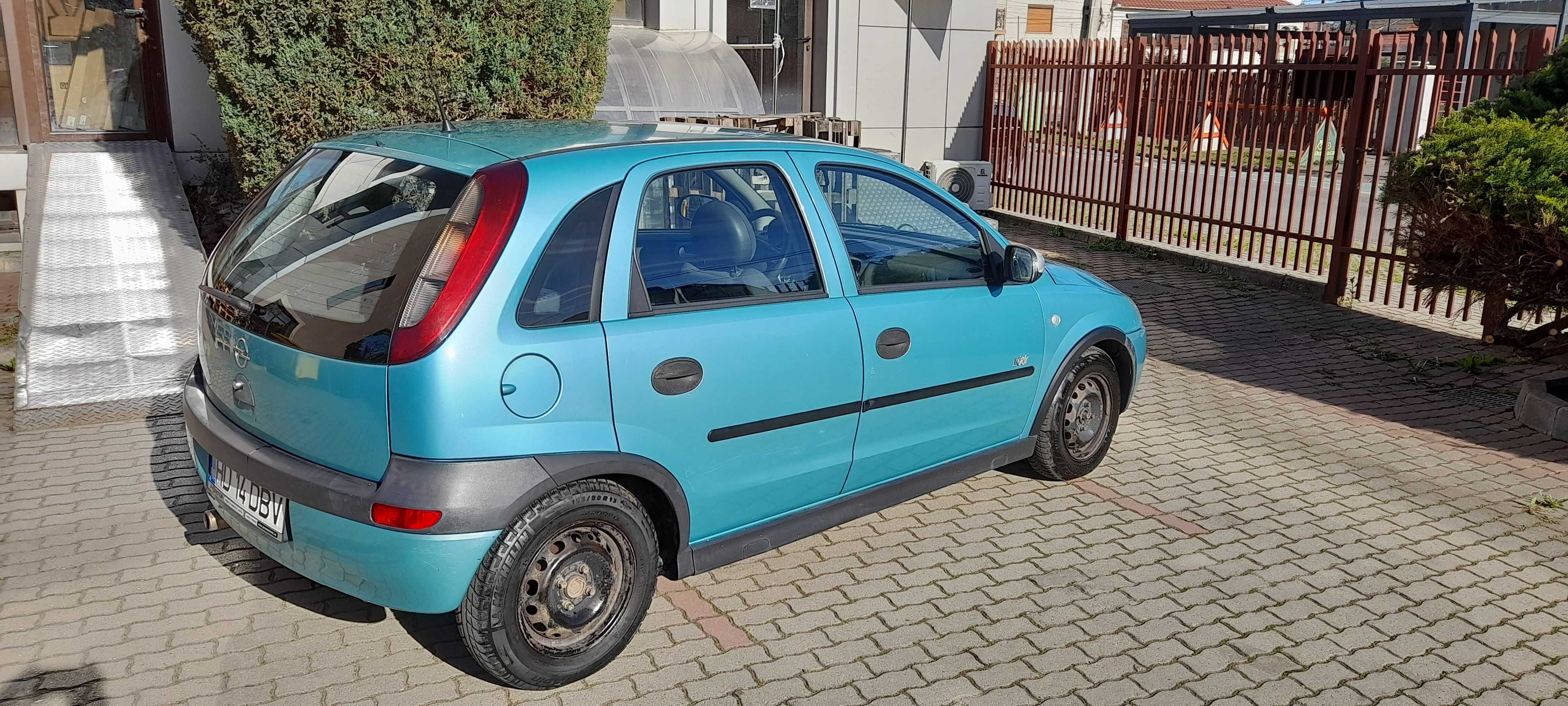 Opel Corsa 1.2 benzina