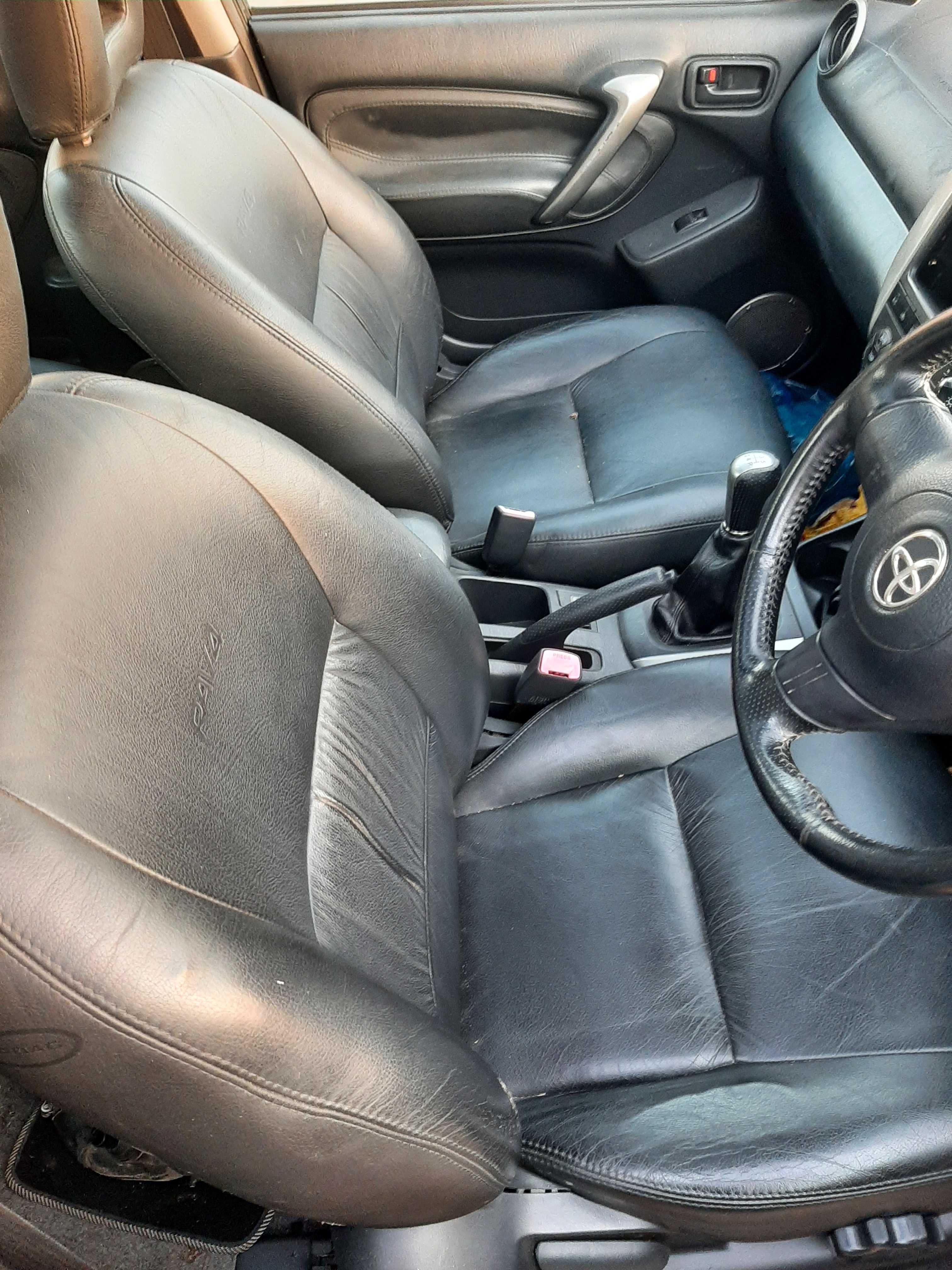 Toyota rav4 2.0 d4dна части