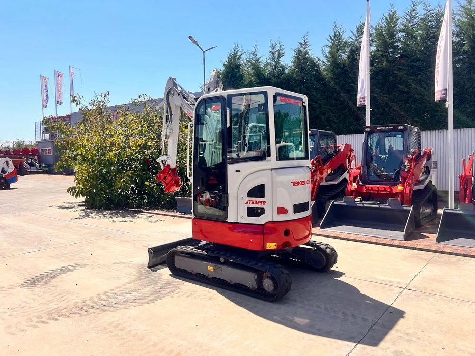 Takeuchi Tb 325 R Garanție 1 An