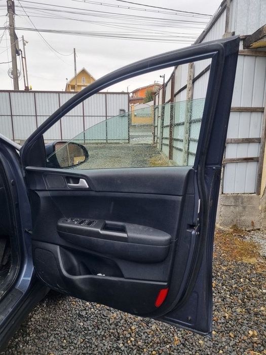 Usa Dreapta Fata Kia Sportage IV 2016 - 2018 SUV 4 Usi Palnetenblau Metalizat D7 (1355)