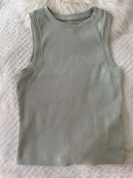 Кроп топ ZARA, Bershka