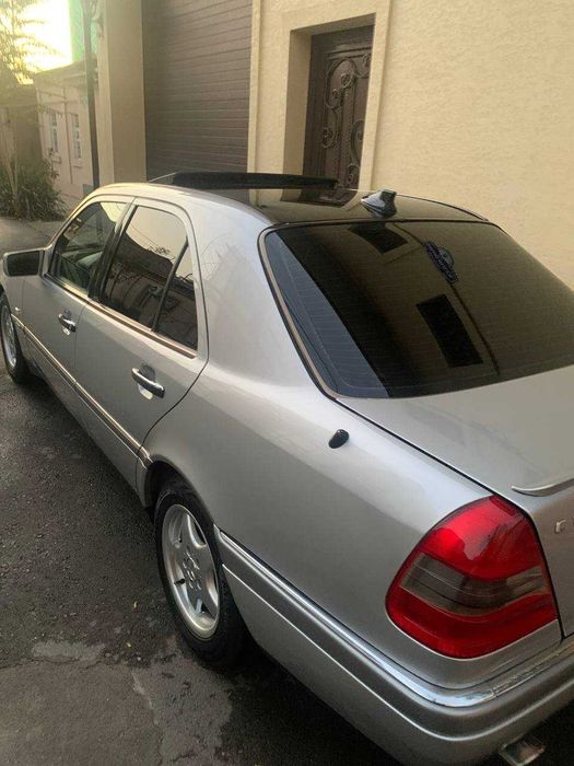 Продается Mercedes W202