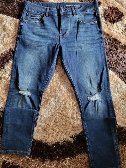 Blugi  barbati si sacou