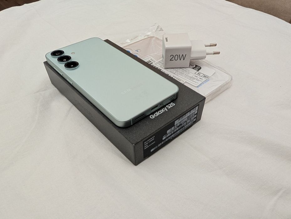 Samsung Galaxy S25, Dual SIM, 12GB RAM, 256GB, 5G, Mint