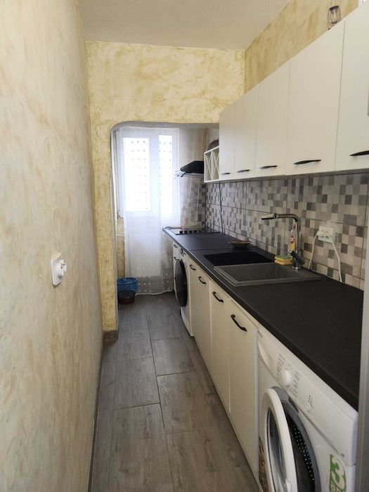 Închiriez garsonierā,regim hotelier!