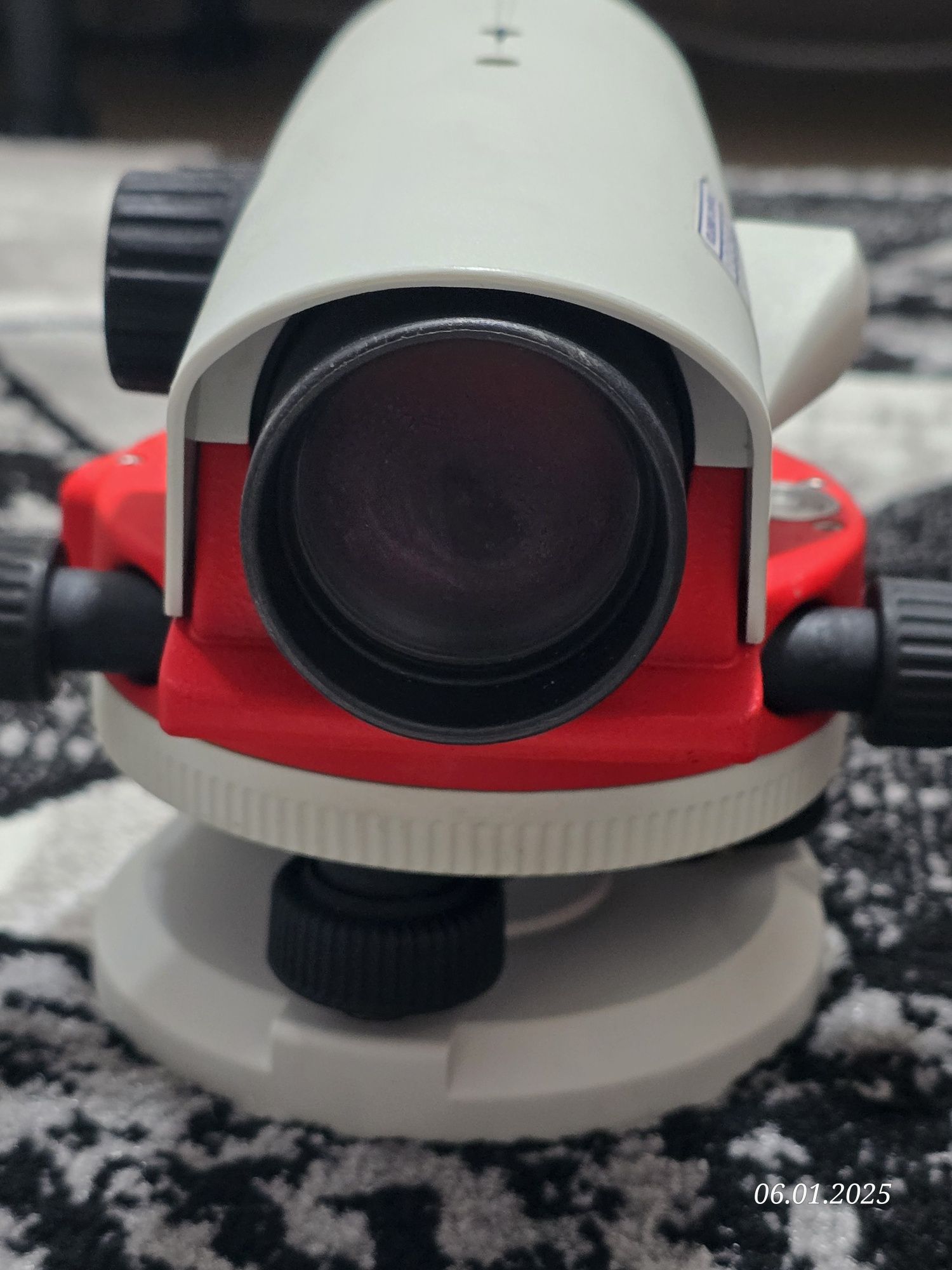 Nivela Optica Automata Leica NA724, 24x (doar instrumentul)