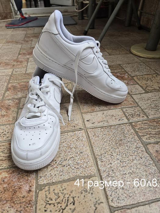 Продавам маратонки Nike