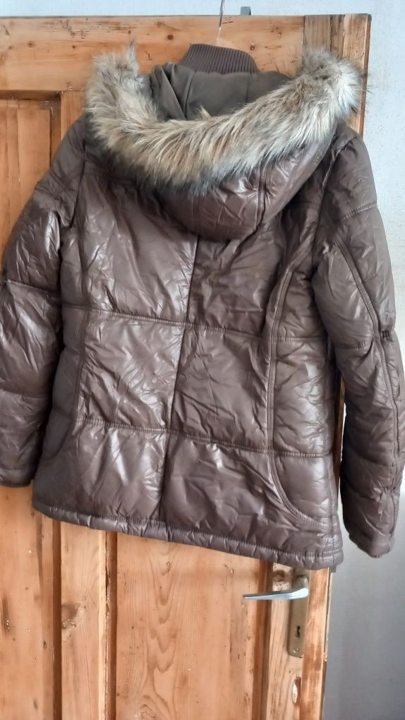 Дамско зимно яке