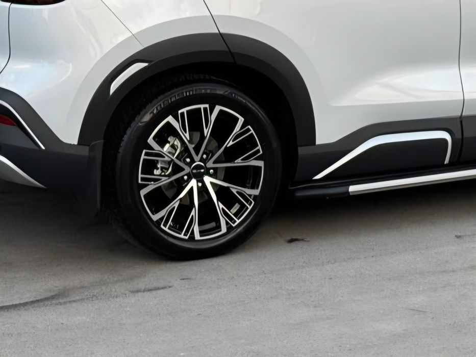 Продаётся диски с шинами размер R18