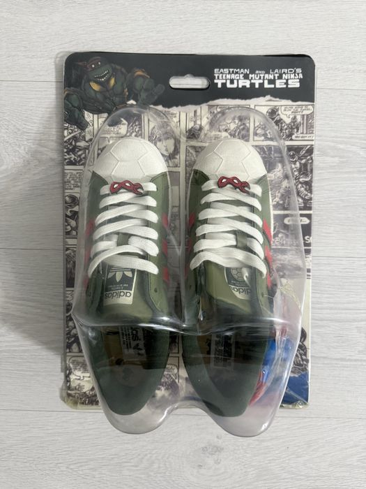 Продам кроссовки Adidas