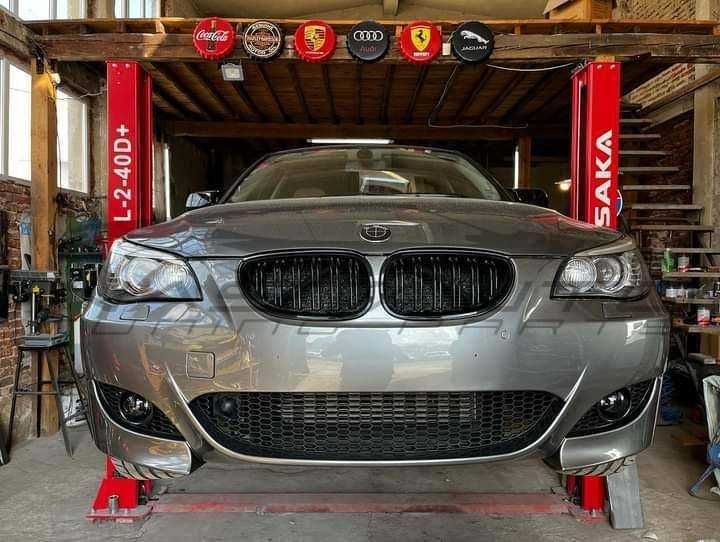 Предна M5 броня за BMW E60/E61