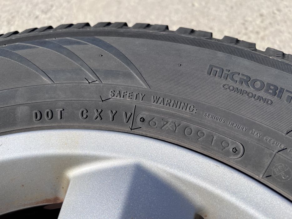 Зимни гуми Toyo с джанти 215/70/16 Toyota Rav4
