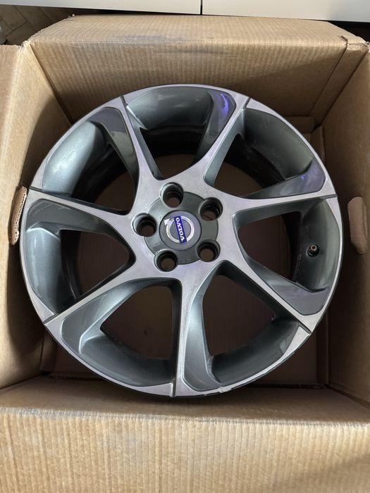 Jante volvo  17 inci ,7Jx17x50 ,5x108 originale, bicolore