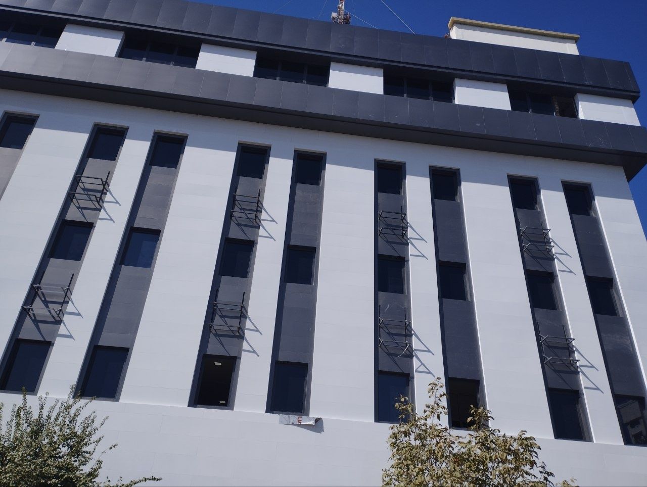 alikabond aıikafon alikapon fasadları