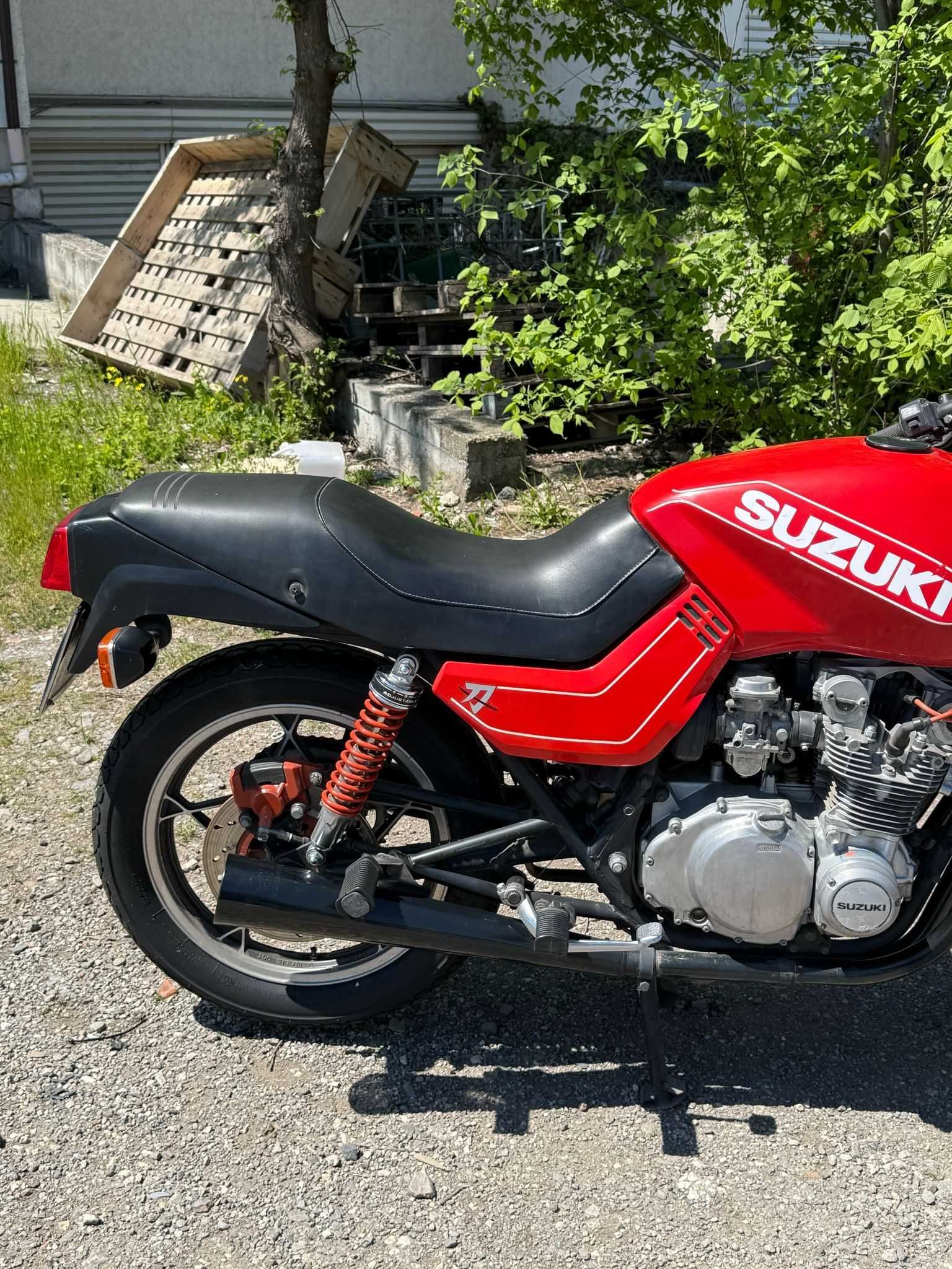Продава се Suzuki GS 550 M Katana – 1982 – Ретро мотор