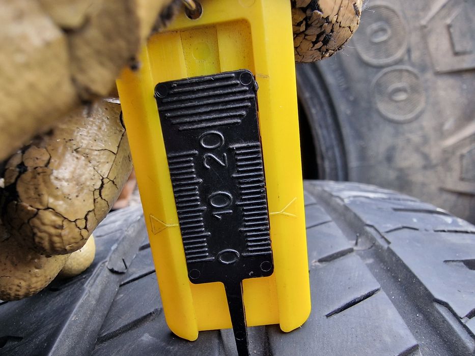 Anvelope 215/75R16C marca Nexen, DOT 2023, 7.5 mm,vară