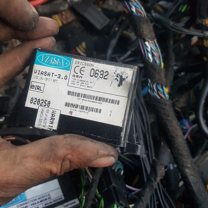 Бушониера за БМВ е90 2.0д 163кс