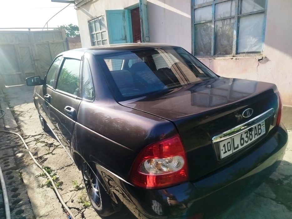 Лада приора 2008