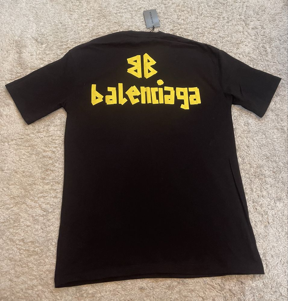 Тениска Balenciaga