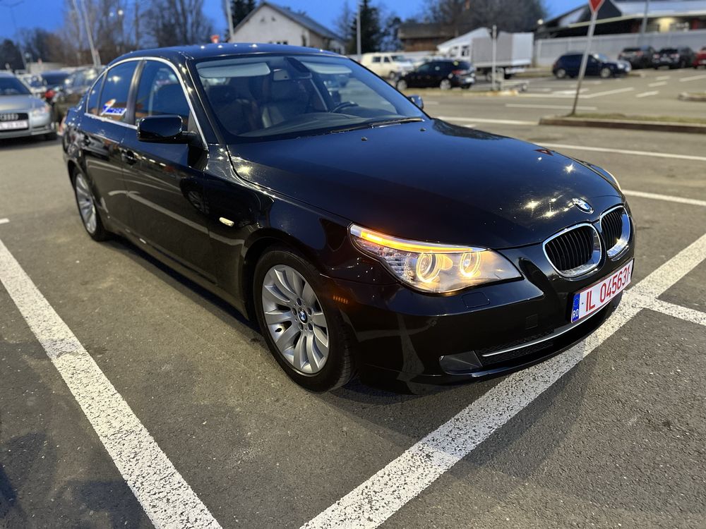 BMW 520 i / 2009 / Import Olanda 2024 /  Carte Service