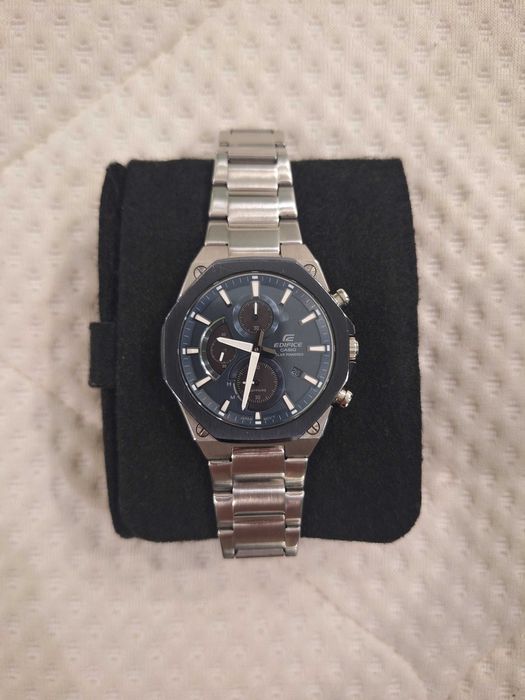Часовник Casio Edifice