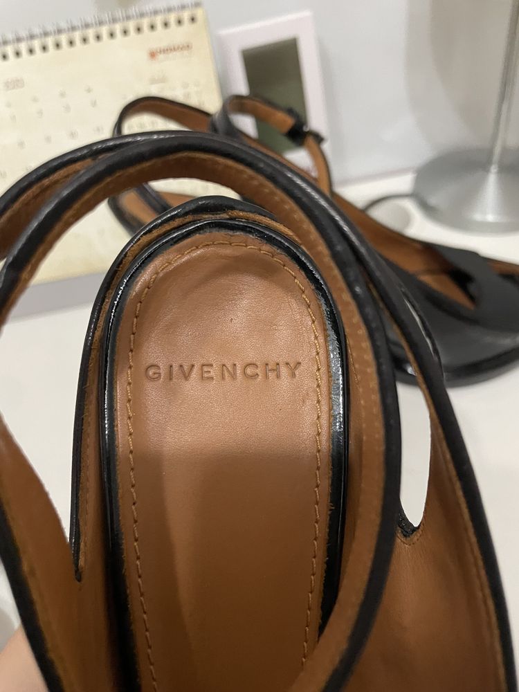 Givenchy оригинал, 39-40