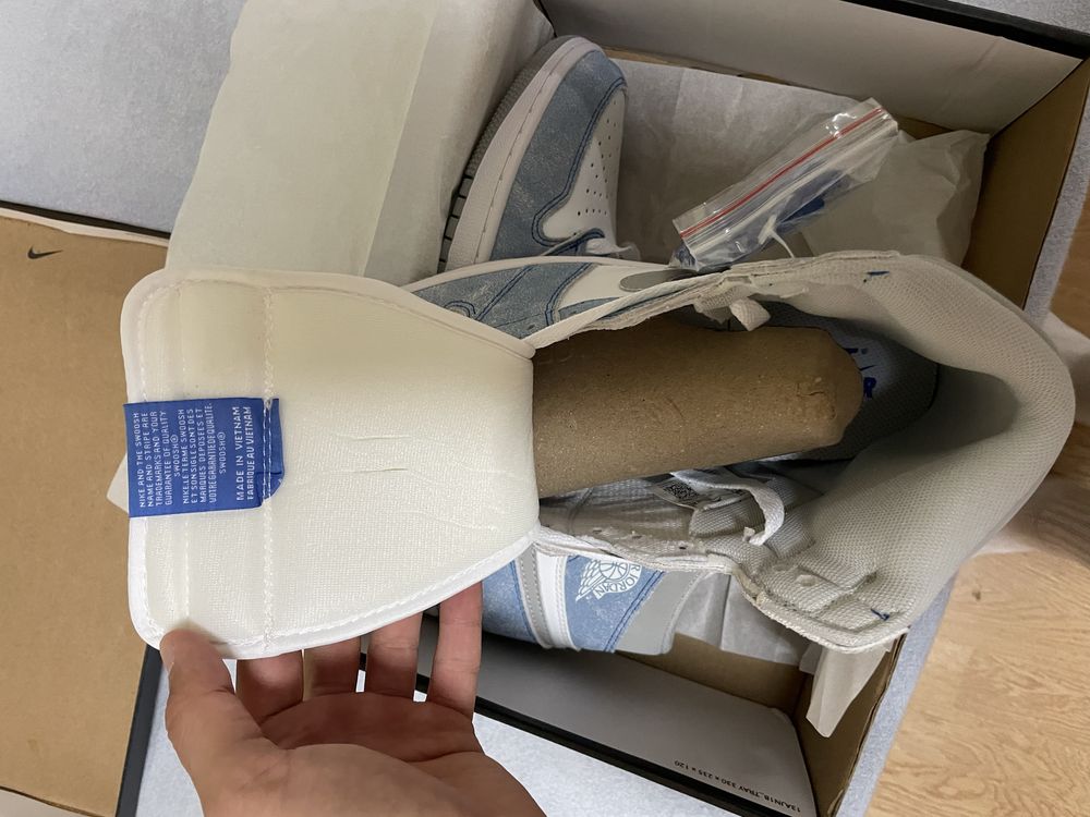 Air jordan 1 Hyper Royal