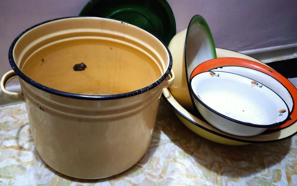 Посуда эмалированная цена за все вместе