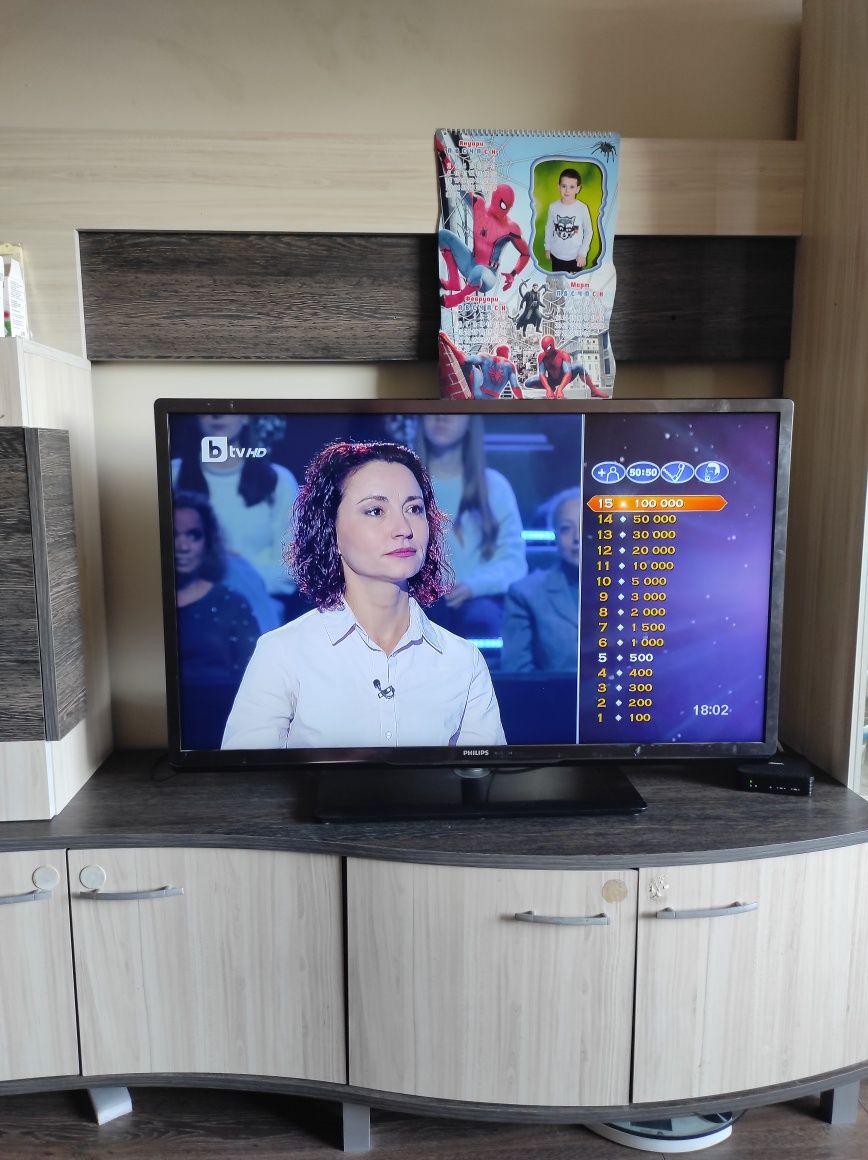 Лед Телевизор PHILIPS 40 инча