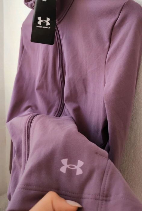 Bluza Under Armour Noua cu etichetă