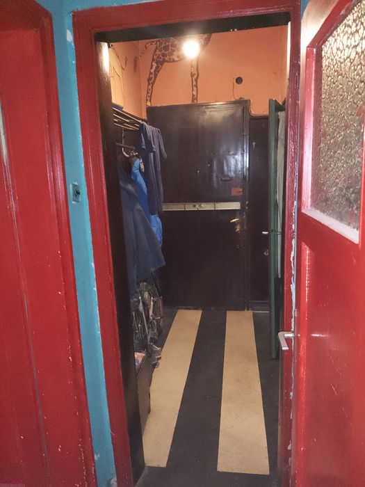 Дава се под наем Едностаен апартамент в София, Център - 63 кв.м за 230000 € - Снимка #2