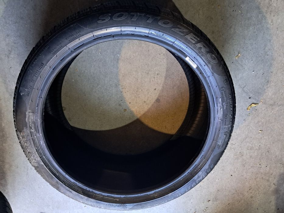 Anvelope second iarna 255 40 R20 Pirelli