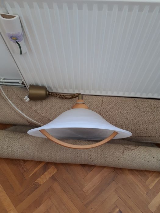 Lampă din sticlă cu lemn!