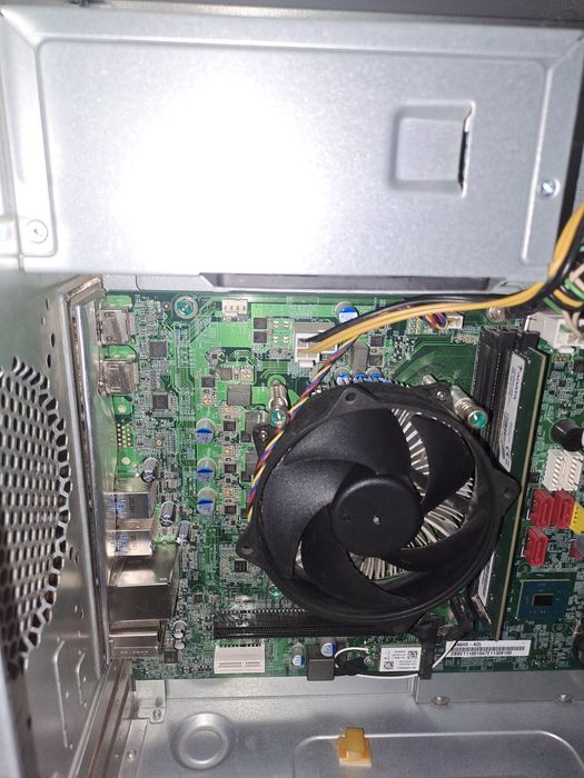 Настолен копютър acer