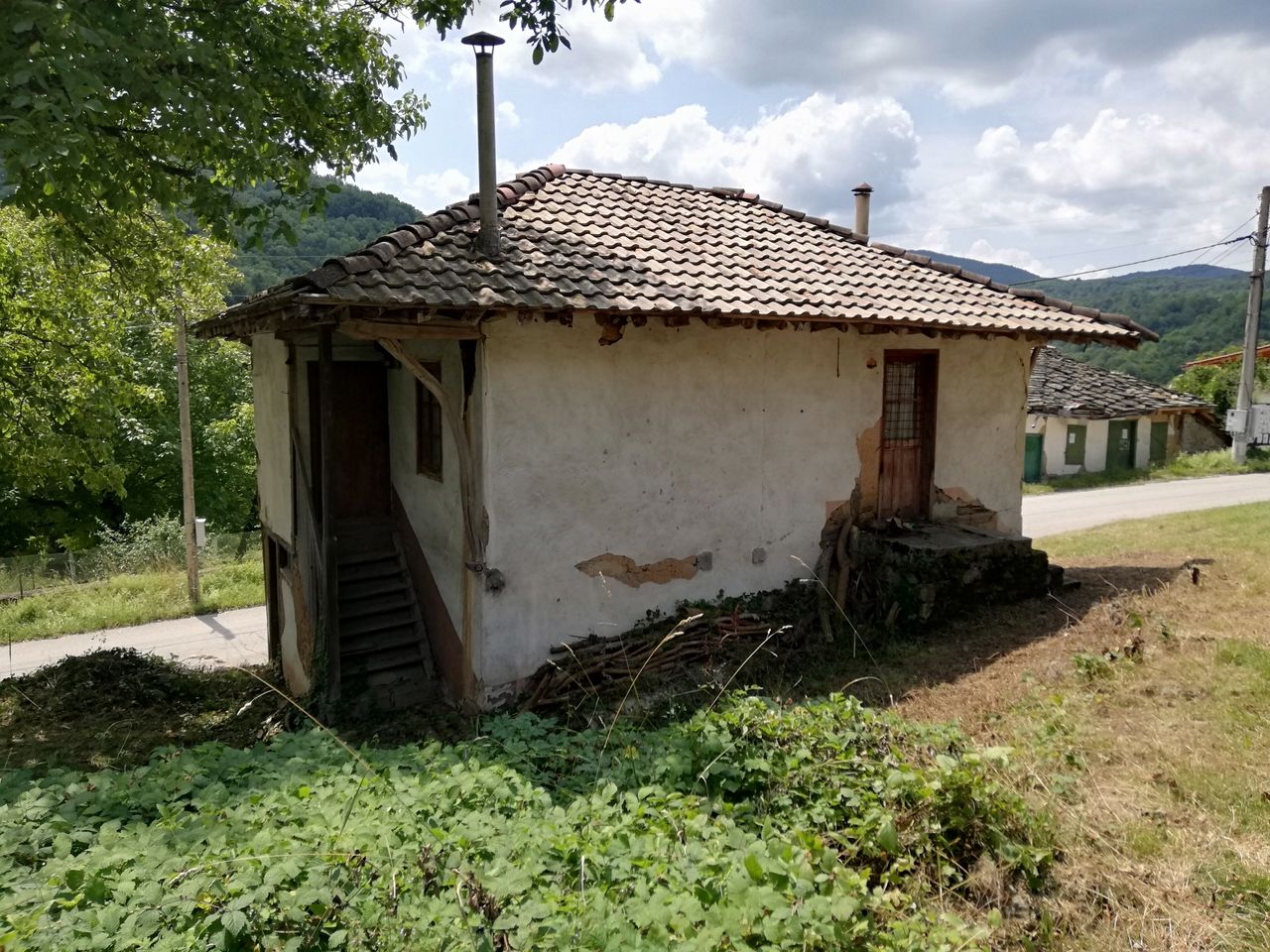 Продава се Къща в с. Трънито, Област Габрово - 92 кв.м за 99 €/кв.м - Снимка #3