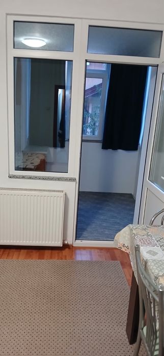 Inchiriez garsoniera