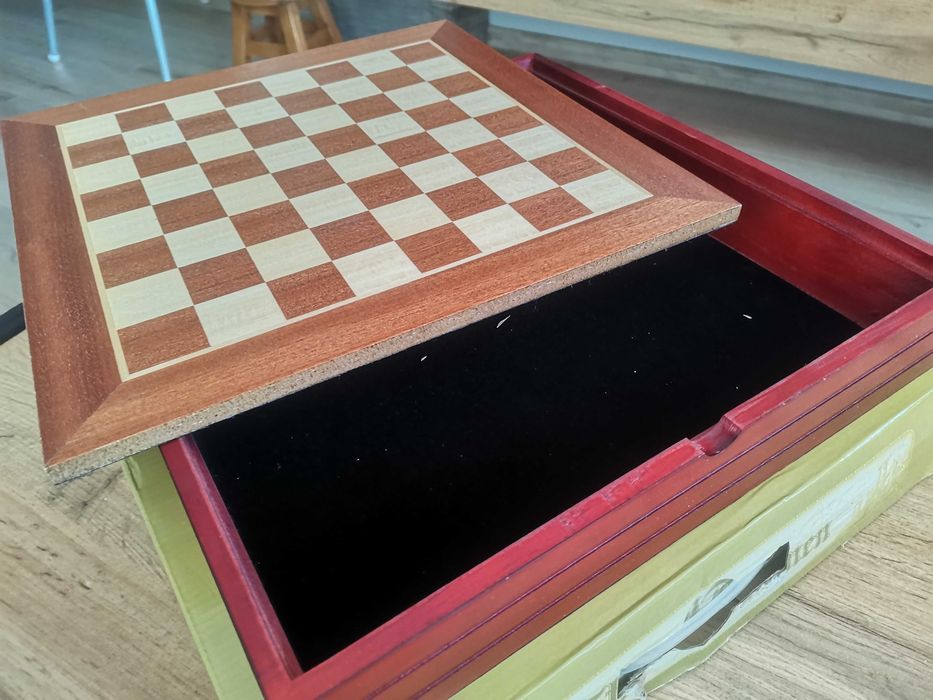 Дъска за Шах без Фигури